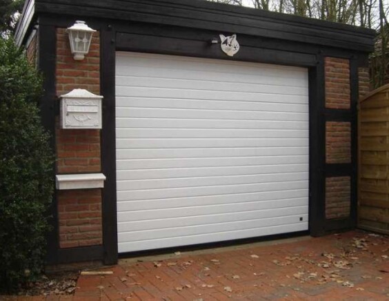 Секционные ворота для гаража